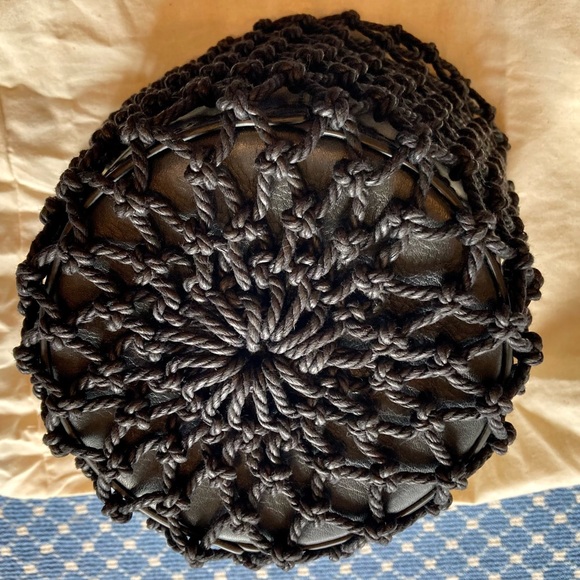 NWOT Staud Moreau Leather Bucket Bag - Picture 4 of 6